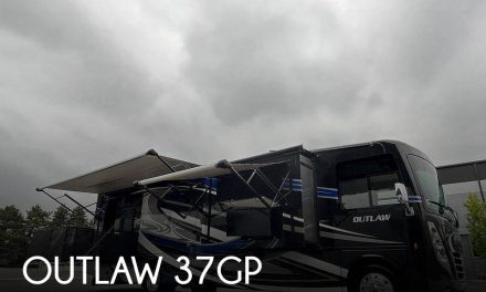 2019 Thor Motor Coach Outlaw 37GP