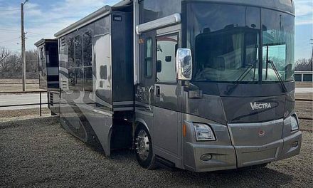 2006 Winnebago Vectra 40FD