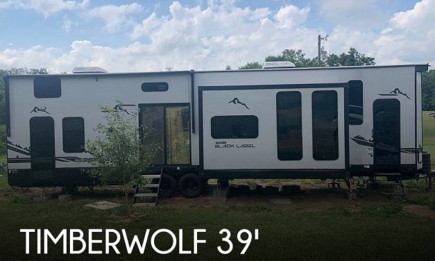 2024 Cherokee Timberwolf Black Label 39LBBL