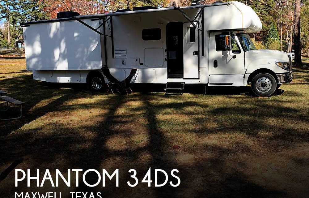 2016 NeXus RV Phantom 34DS