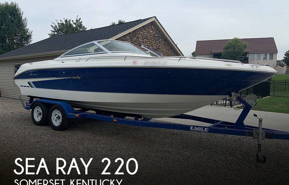 1994 Sea Ray 220 Signature