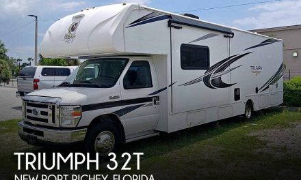 2020 NeXus RV Triumph 32t