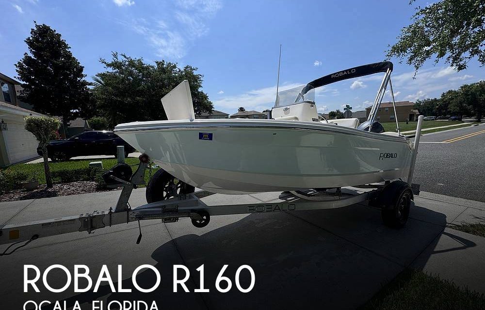 2016 Robalo R160