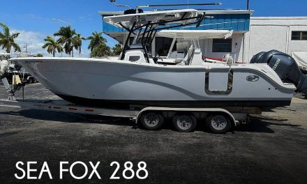 2022 Sea Fox Commander 288