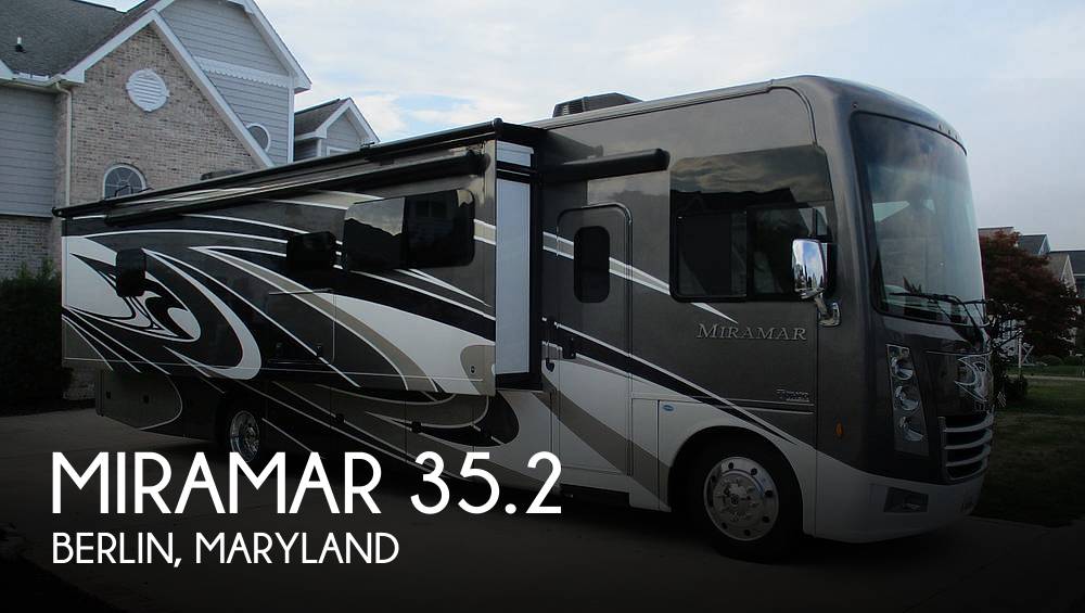 2021 Thor Motor Coach Miramar 35.2