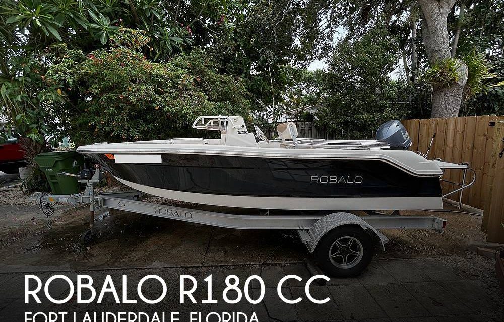 2018 Robalo R160 CC