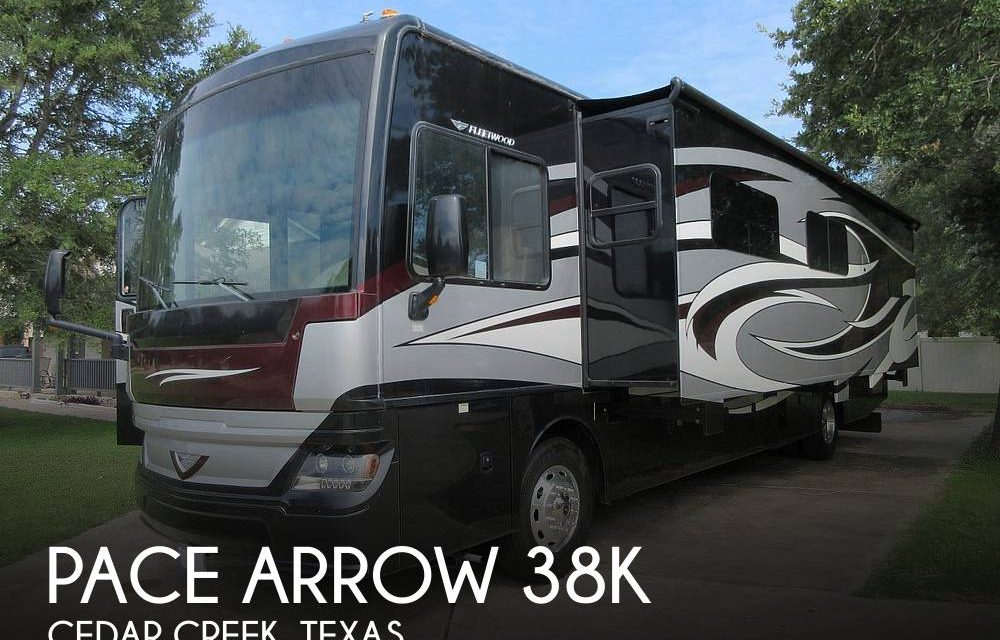 2017 Fleetwood Pace Arrow 38K