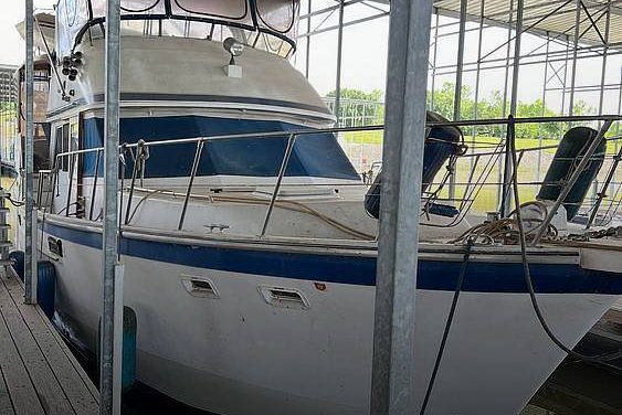 1986 Jefferson 42 Sundeck