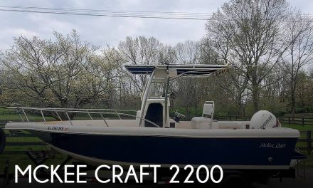 2003 Mckee Craft Runaway 2200