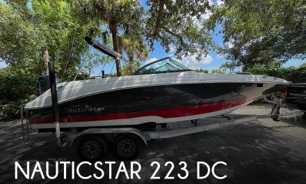 2018 NauticStar 223 Dc