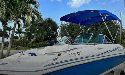 2013 Hurricane 19 Sundeck