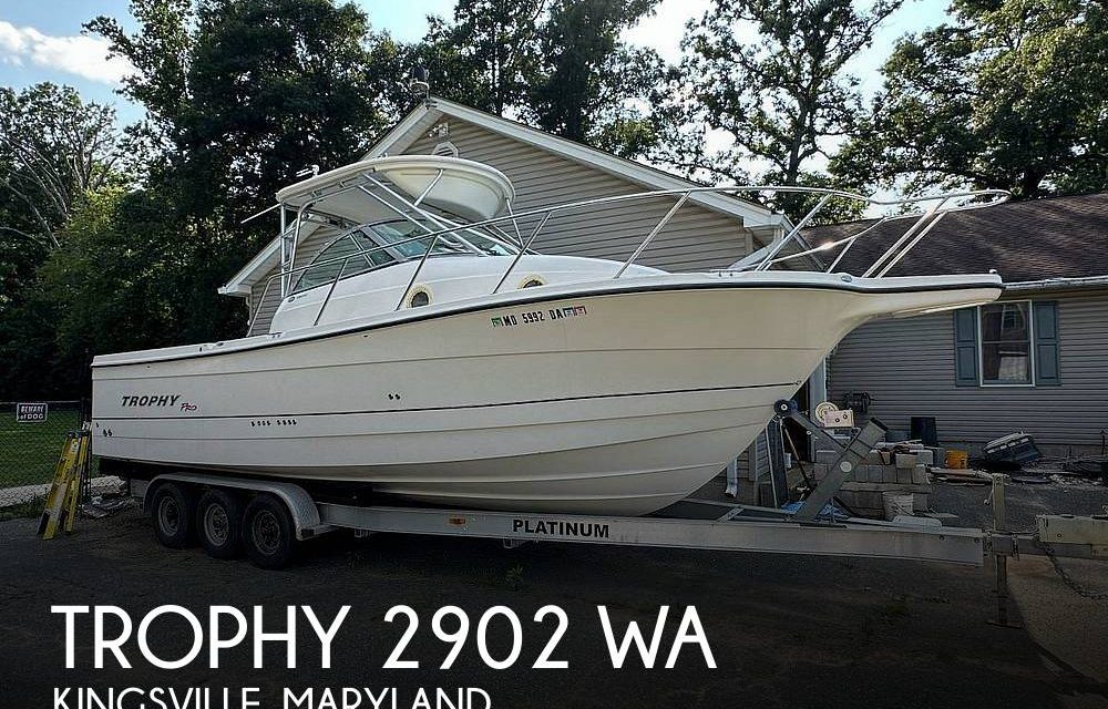 2003 Trophy 2902 WA