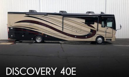 2015 Fleetwood Discovery 40E