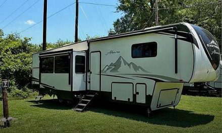 2022 East To West RV Ahara 378bh-ok