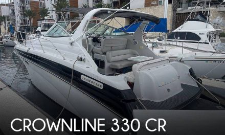 1997 Crownline 330 CR