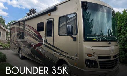 2018 Fleetwood Bounder 35K