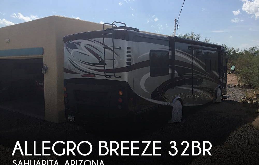 2013 Tiffin Allegro Breeze 32BR