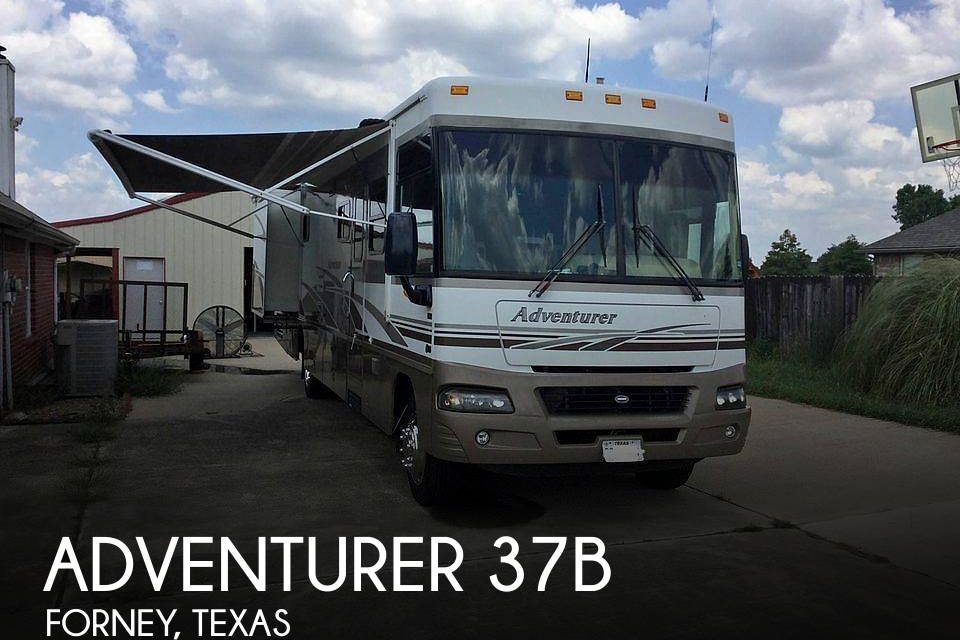 2005 Winnebago Adventurer 37b