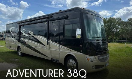 2014 Winnebago Adventurer 38Q