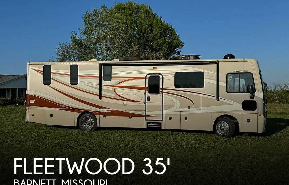 2015 Fleetwood Fleetwood excursion 35E