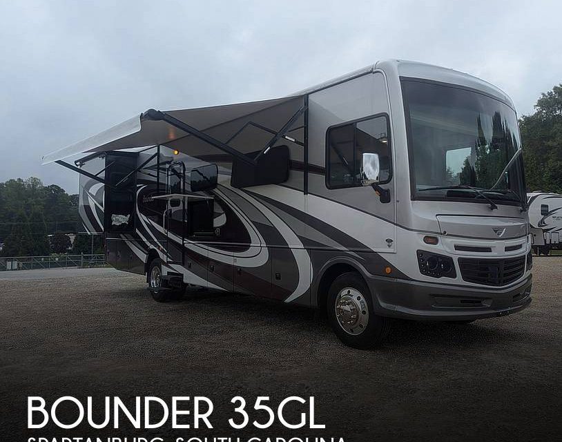 2023 Fleetwood Bounder 35GL