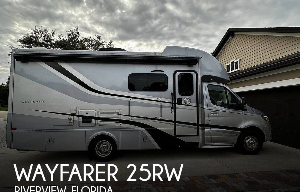 2021 Tiffin Wayfarer 25RW