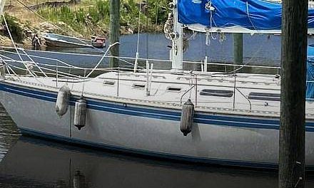 1984 Islander 40