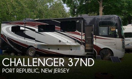 2015 Thor Motor Coach Challenger 37ND