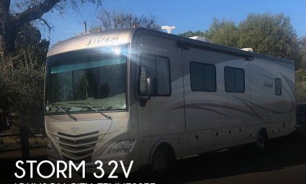 2014 Fleetwood Storm 32V