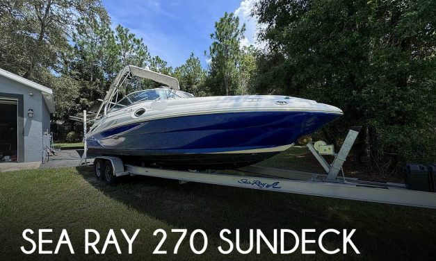 2005 Sea Ray 270 SunDeck