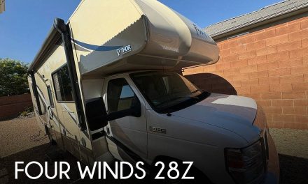 2017 Thor Motor Coach Four Winds 28Z