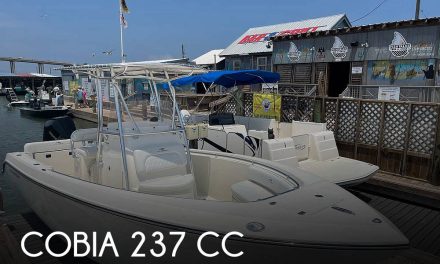 2021 Cobia 237 CC