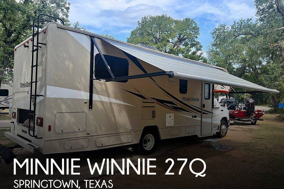 2017 Winnebago Minnie Winnie 27q