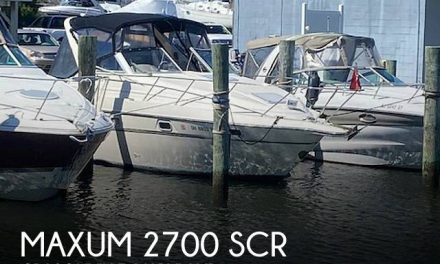 1997 Maxum 2700 SCR