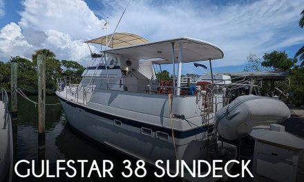 1980 Gulfstar 38 Sundeck