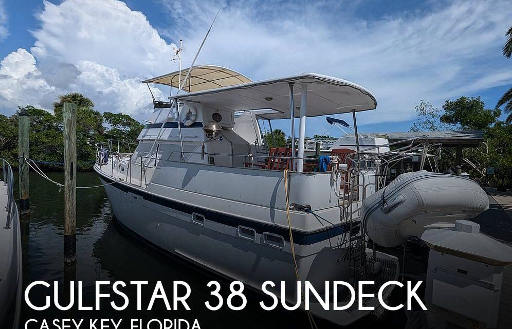 1980 Gulfstar 38 Sundeck