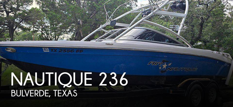 2008 Nautique 236 Team Edition