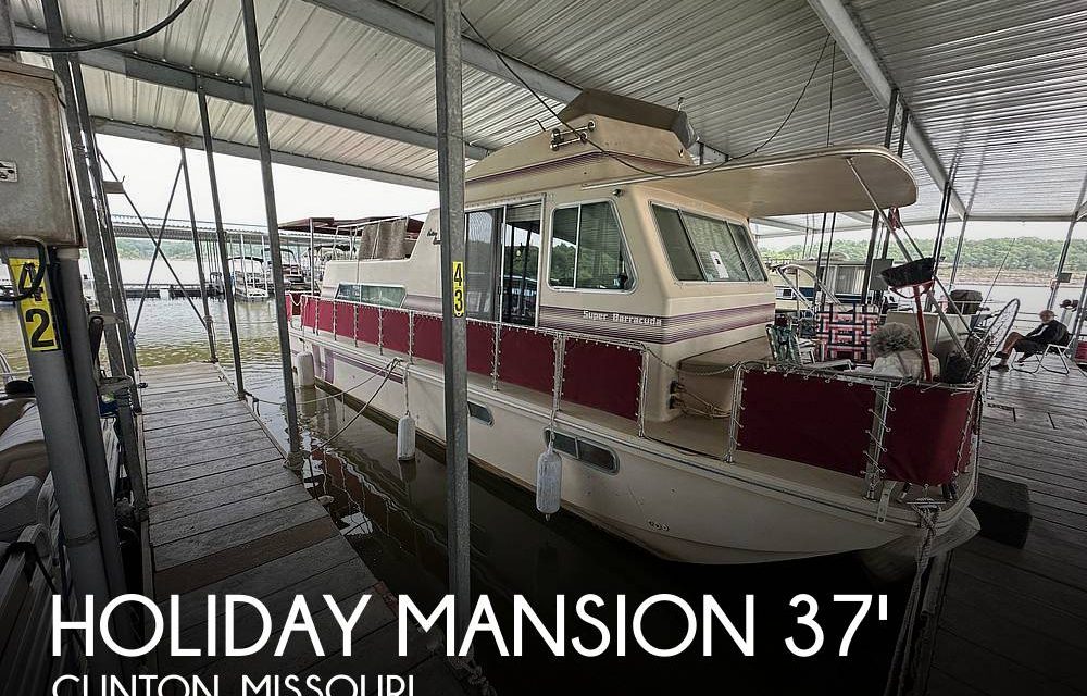 1990 Holiday Mansion Barracuda