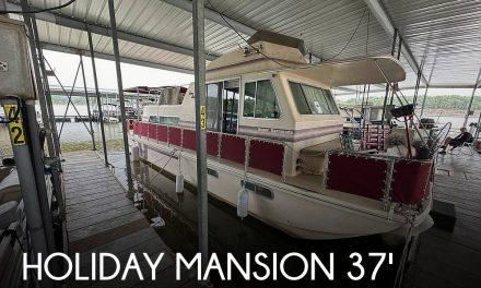 1990 Holiday Mansion Barracuda