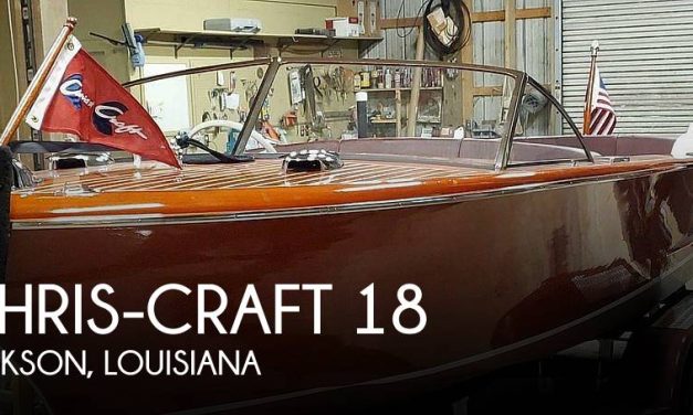 1955 Chris-Craft Holiday 18