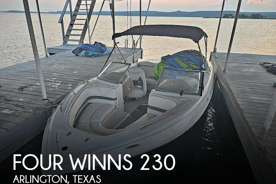 2004 Four Winns 230 Horizon