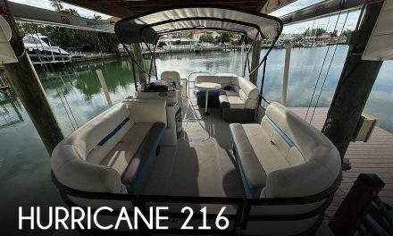 2020 Hurricane FunDeck 216F