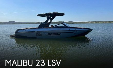 2023 Malibu 23 LSV