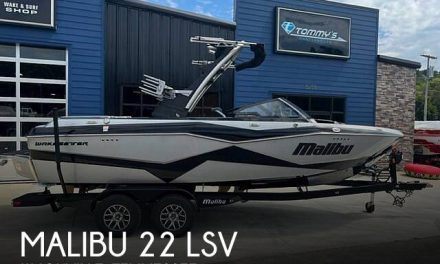 2023 Malibu 22 LSV