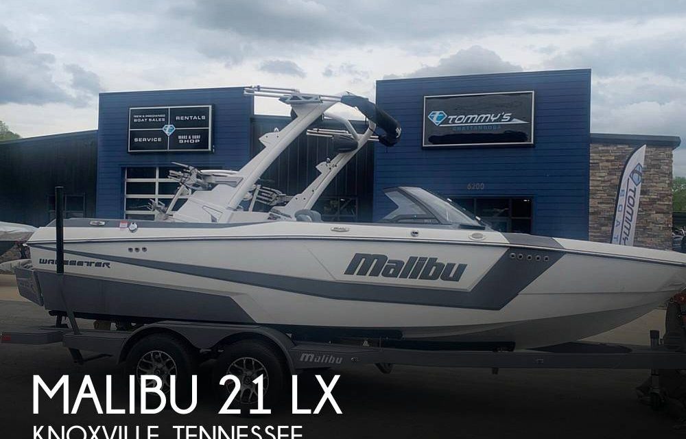 2023 Malibu 21 LX