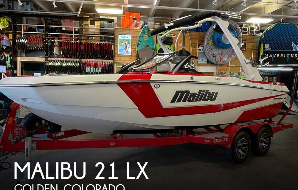 2023 Malibu 21 LX