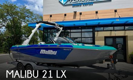 2023 Malibu 21 LX