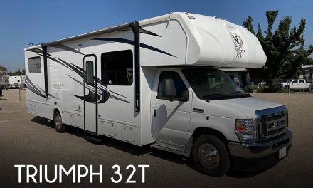 2022 NeXus RV Triumph 32T