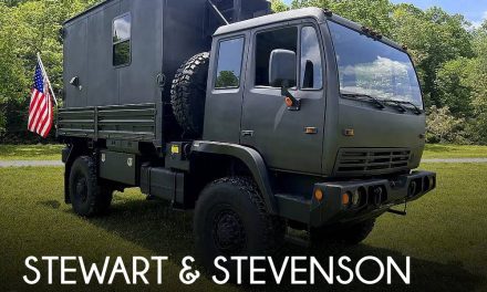 1993 Stewart & Stevenson 4×4 Expedition