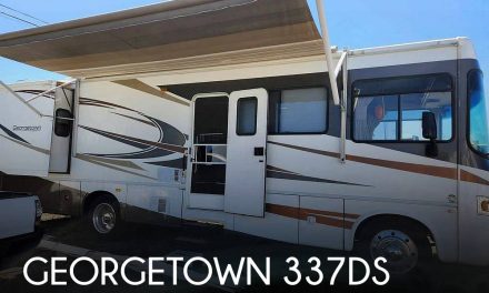 2010 Forest River Georgetown 337DS